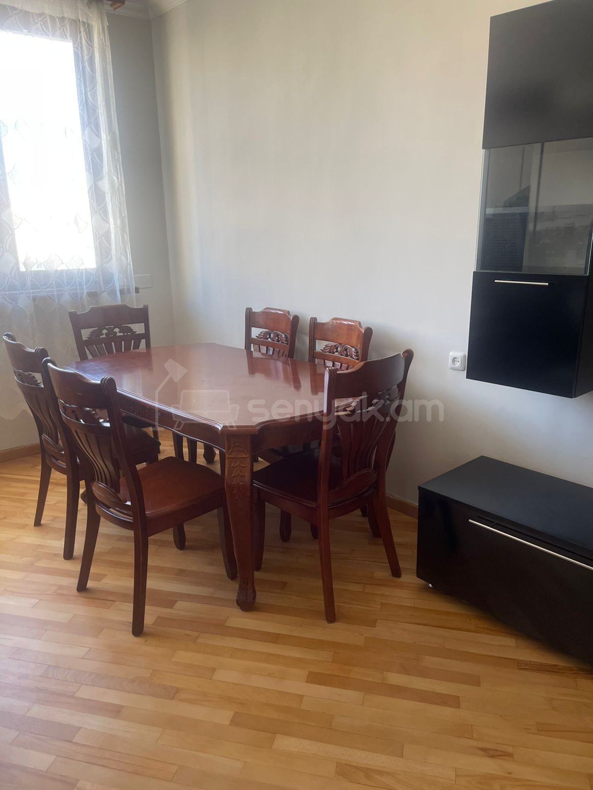 2 Սենյականոց Բնակարան, 72քմ, 9/10 հարկ, Կապիտալ Վերանորոգված, Կահավորված, Արևկող