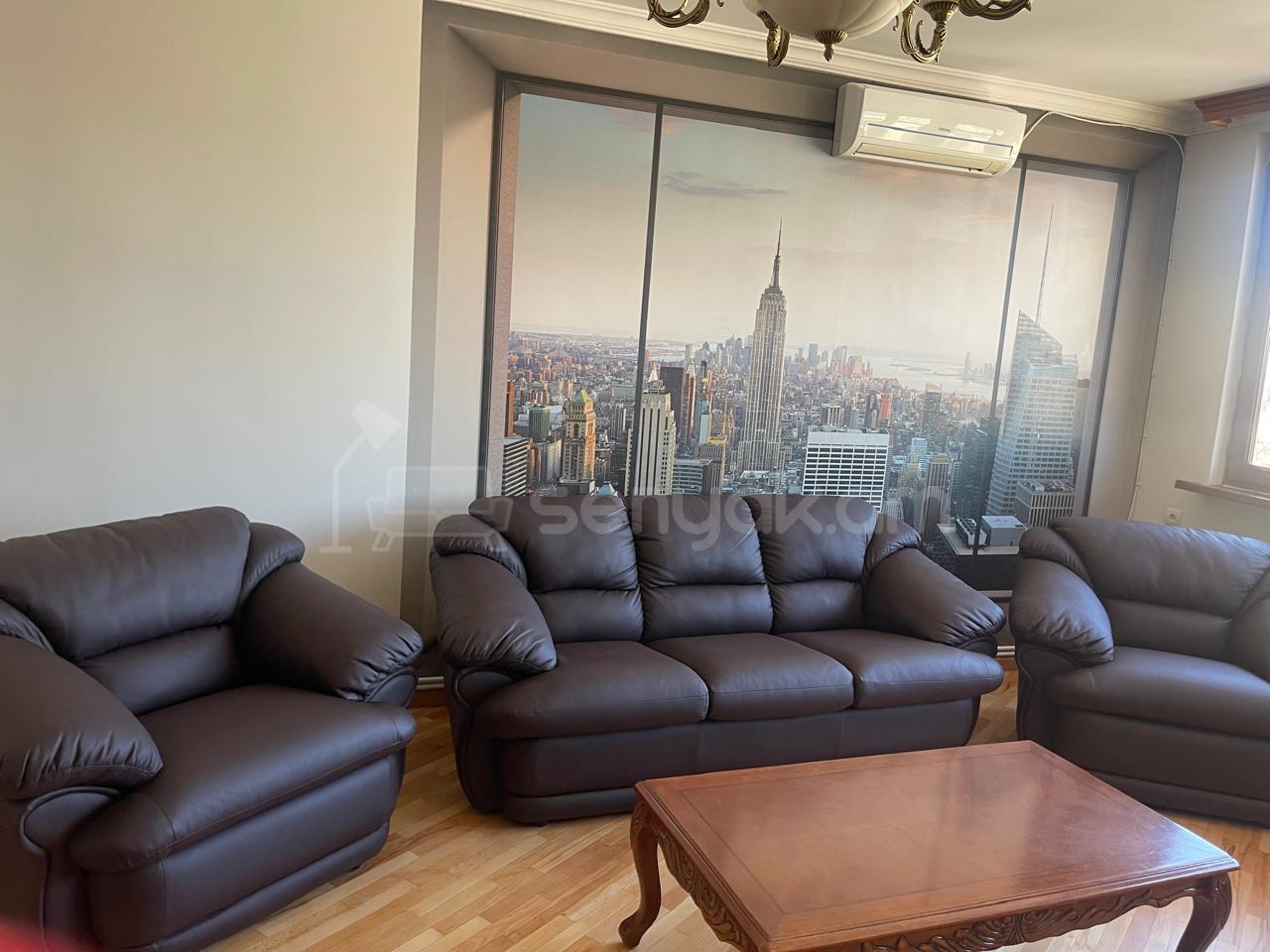 2 Սենյականոց Բնակարան, 72քմ, 9/10 հարկ, Կապիտալ Վերանորոգված, Կահավորված, Արևկող