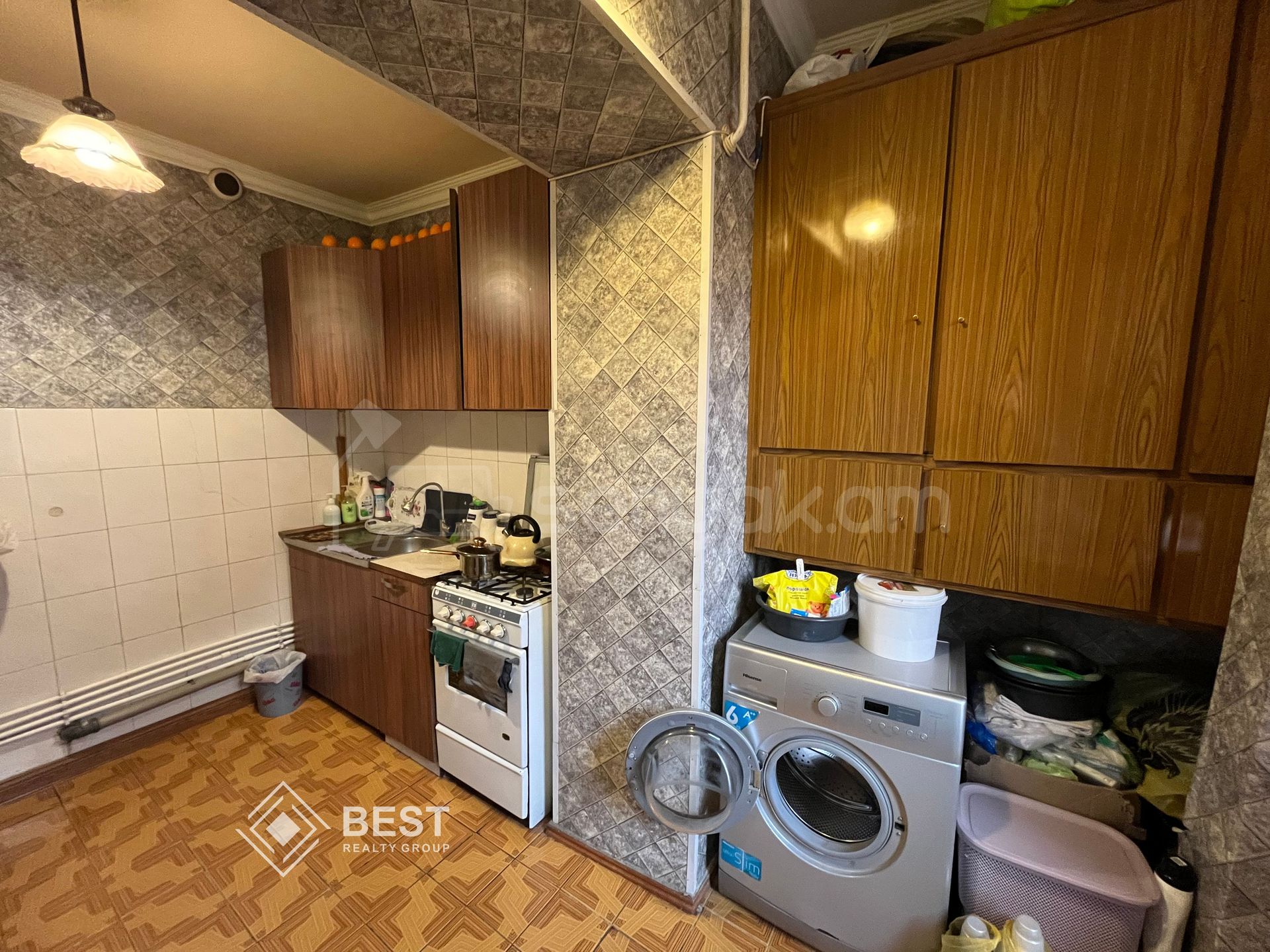 2 Սենյականոց Բնակարան Քարե Շենքում, 54քմ, 2/5 հարկ, Կոսմետիկ Վերանորոգված