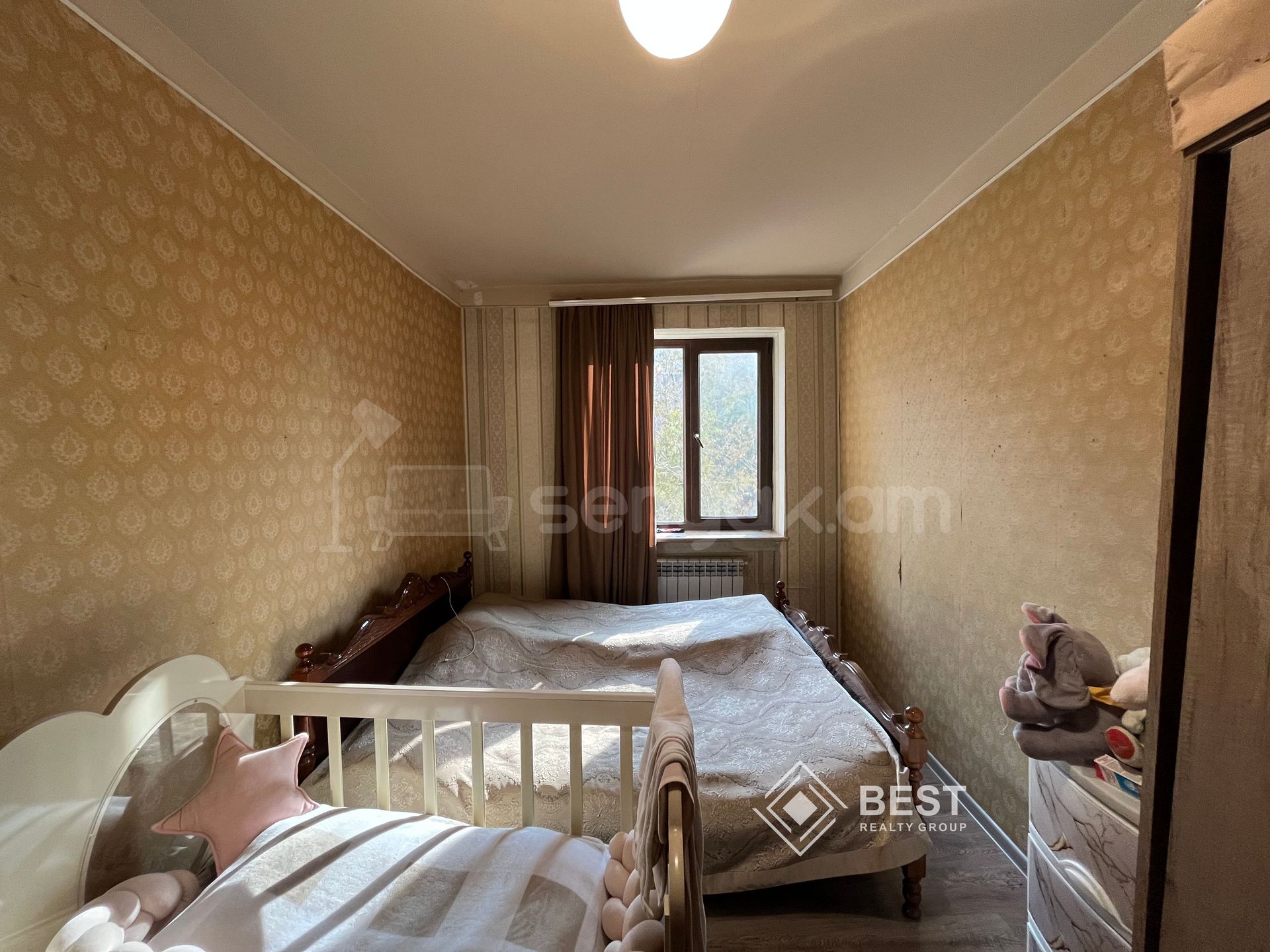 2 Սենյականոց Բնակարան Քարե Շենքում, 54քմ, 2/5 հարկ, Կոսմետիկ Վերանորոգված