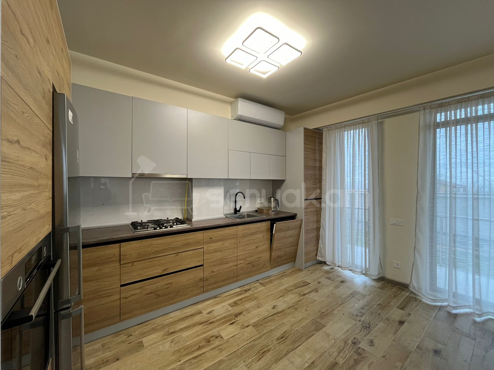 3 Սենյականոց Բնակարան, 78քմ, 1/2 հարկ, Կապիտալ Վերանորոգված, Կահավորված, Արևկող