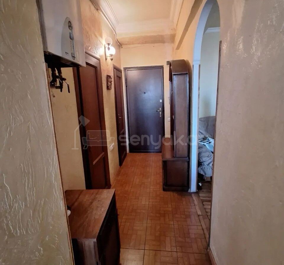 1 Սենյականոց Բնակարան, 41քմ, 9/9 հարկ, Նորմալ Վիճակում