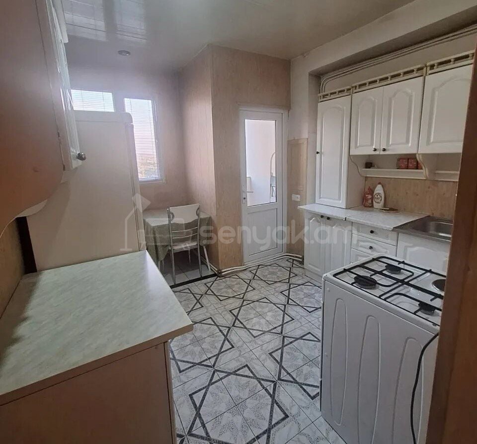 1 Սենյականոց Բնակարան, 41քմ, 9/9 հարկ, Նորմալ Վիճակում