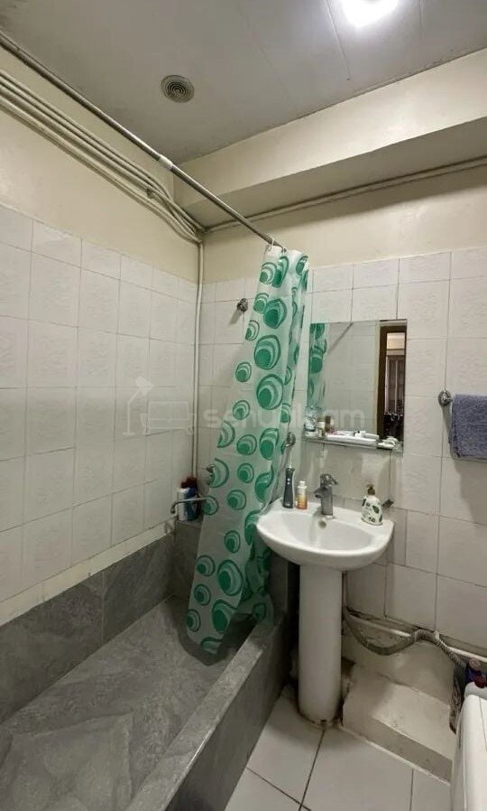 1 Սենյականոց Բնակարան, 41քմ, 9/9 հարկ, Նորմալ Վիճակում