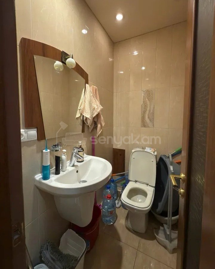 3 Սենյականոց Բնակարան Նորակառույցում, 89քմ, 7/14 հարկ, Նորմալ Վիճակում