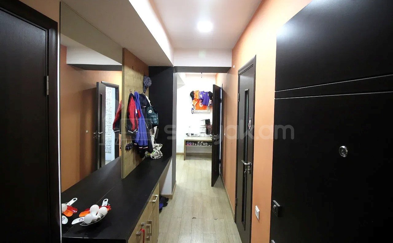 4 Սենյականոց Բնակարան, 103քմ, 6/14 հարկ, Կապիտալ Վերանորոգված