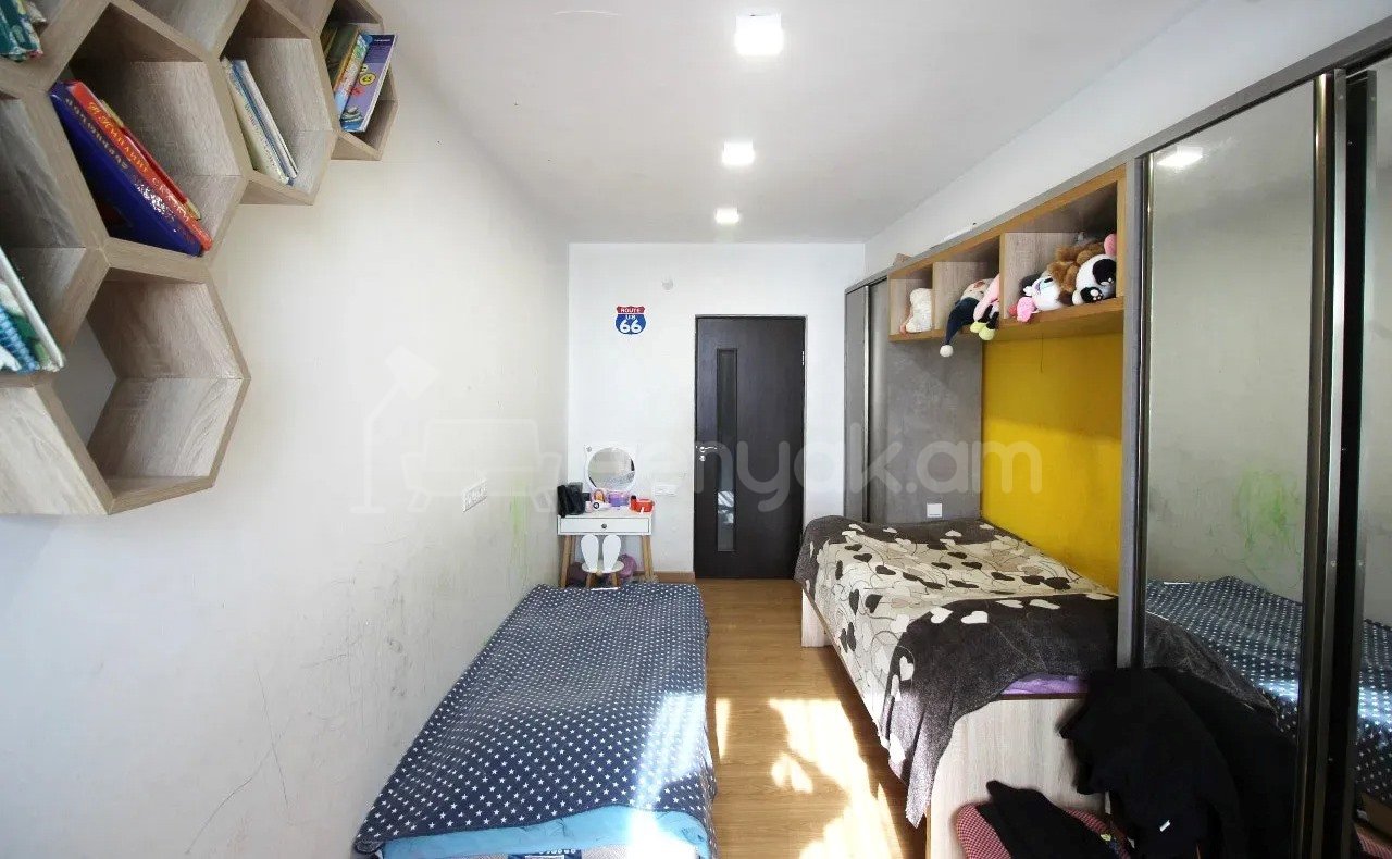 4 Սենյականոց Բնակարան, 103քմ, 6/14 հարկ, Կապիտալ Վերանորոգված