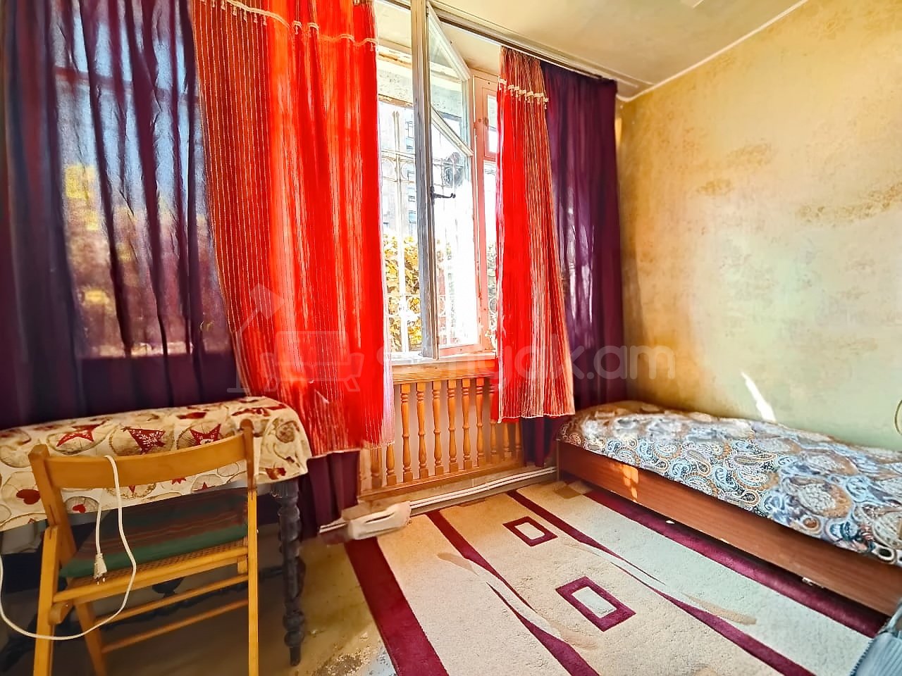 2 Սենյականոց Բնակարան Քարե Շենքում, 72քմ, 1/7 հարկ, Նորմալ Վիճակում