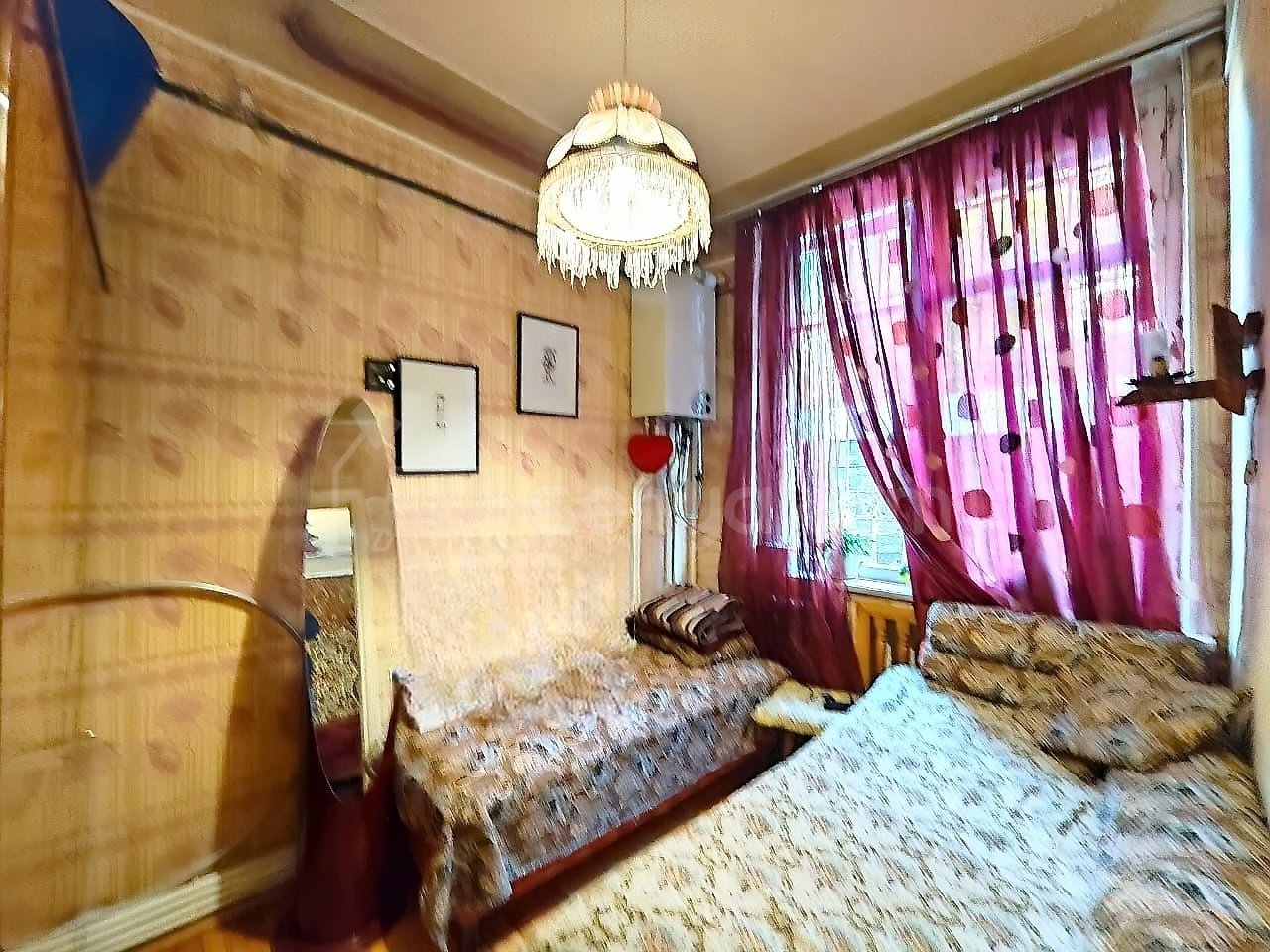 2 Սենյականոց Բնակարան Քարե Շենքում, 72քմ, 1/7 հարկ, Նորմալ Վիճակում