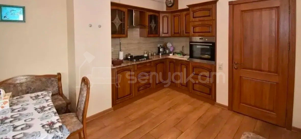 3 Սենյականոց Բնակարան Նորակառույցում, 116քմ, 11/16 հարկ, Կապիտալ Վերանորոգված