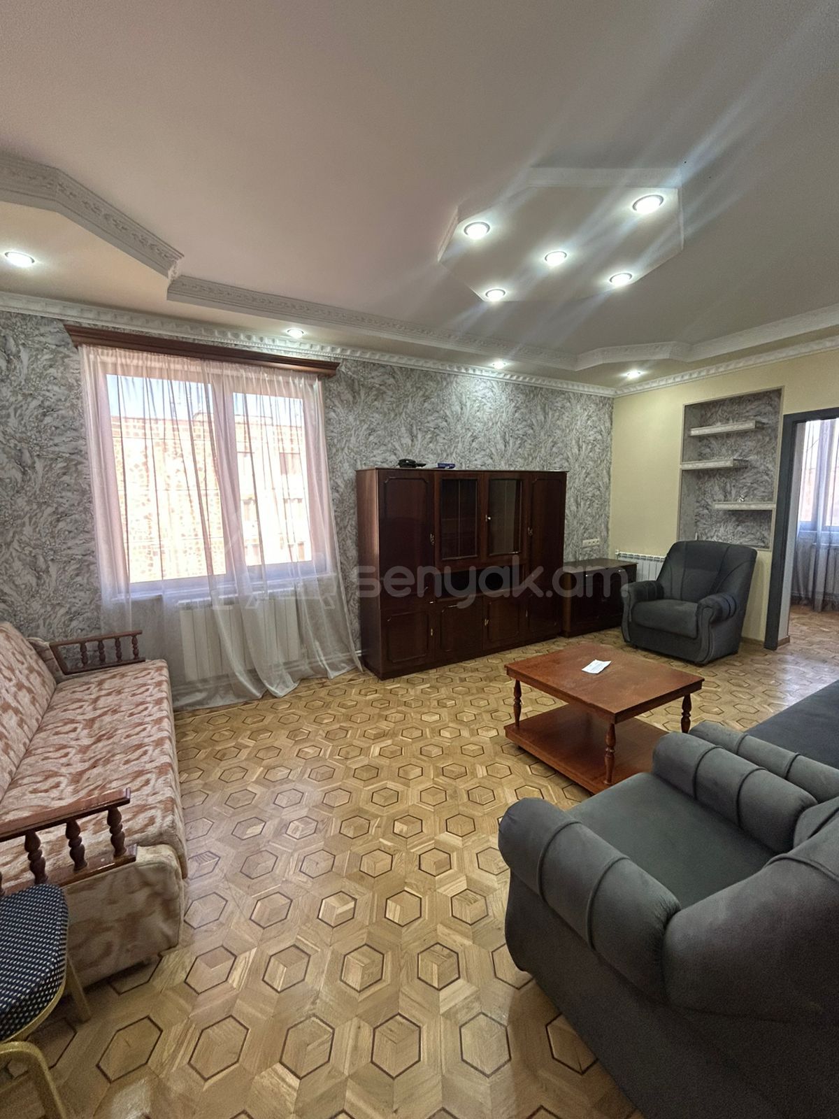 3 Սենյականոց Բնակարան, 67քմ, 9/9 հարկ, Կապիտալ Վերանորոգված, Կահավորված, Արևկող