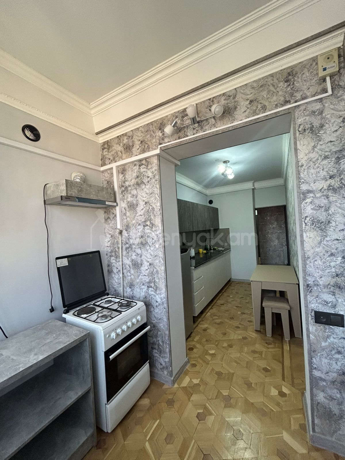 3 Սենյականոց Բնակարան, 67քմ, 9/9 հարկ, Կապիտալ Վերանորոգված, Կահավորված, Արևկող