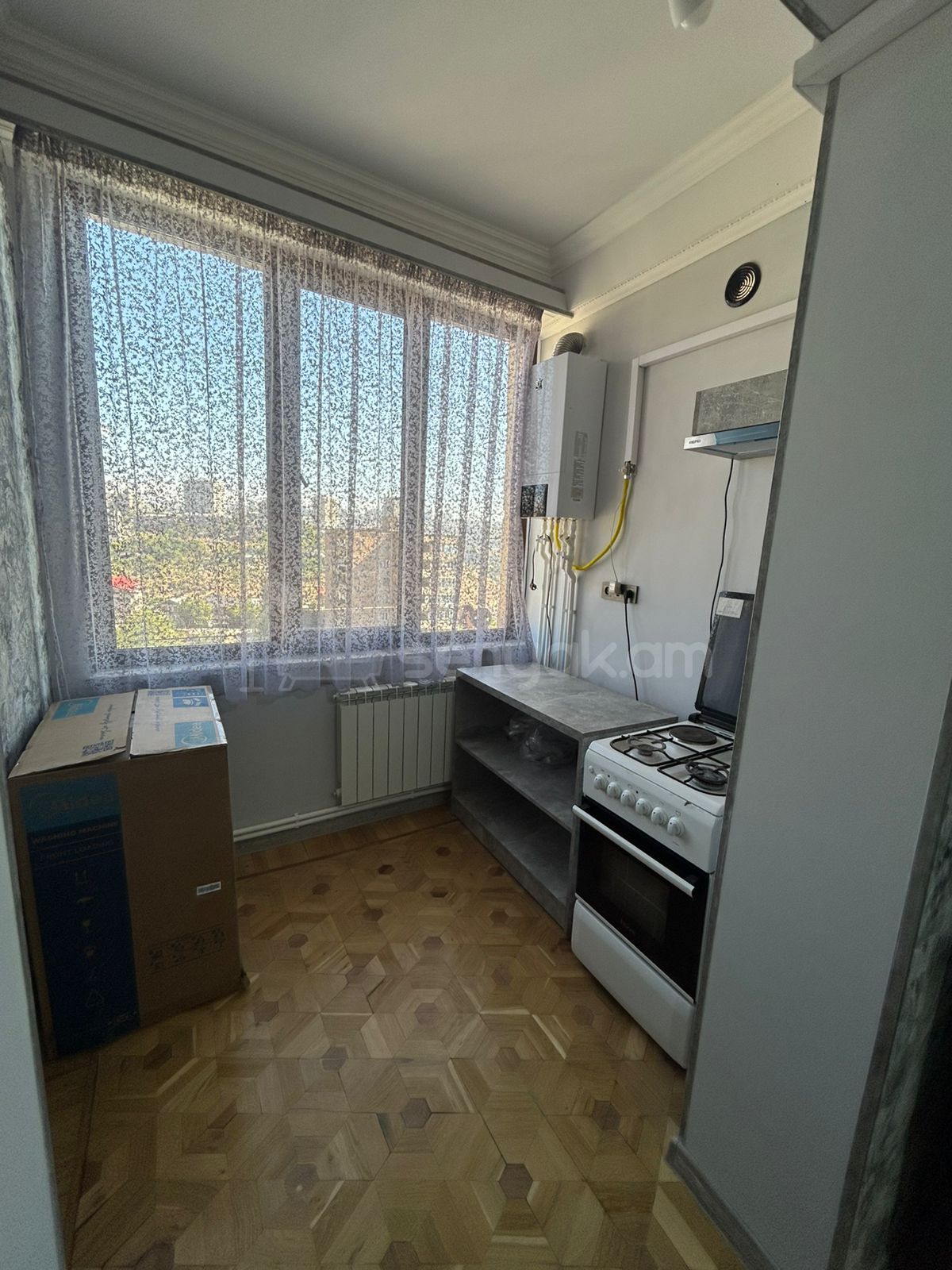 3 Սենյականոց Բնակարան, 67քմ, 9/9 հարկ, Կապիտալ Վերանորոգված, Կահավորված, Արևկող