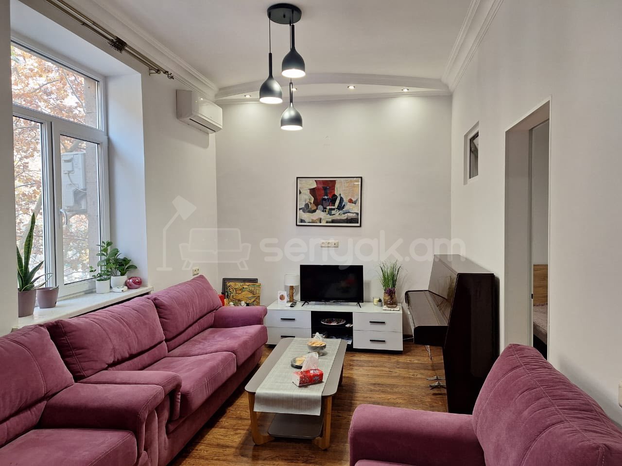 2 Սենյականոց Բնակարան Քարե Շենքում, 37քմ, 3/4 հարկ, Կապիտալ Վերանորոգված