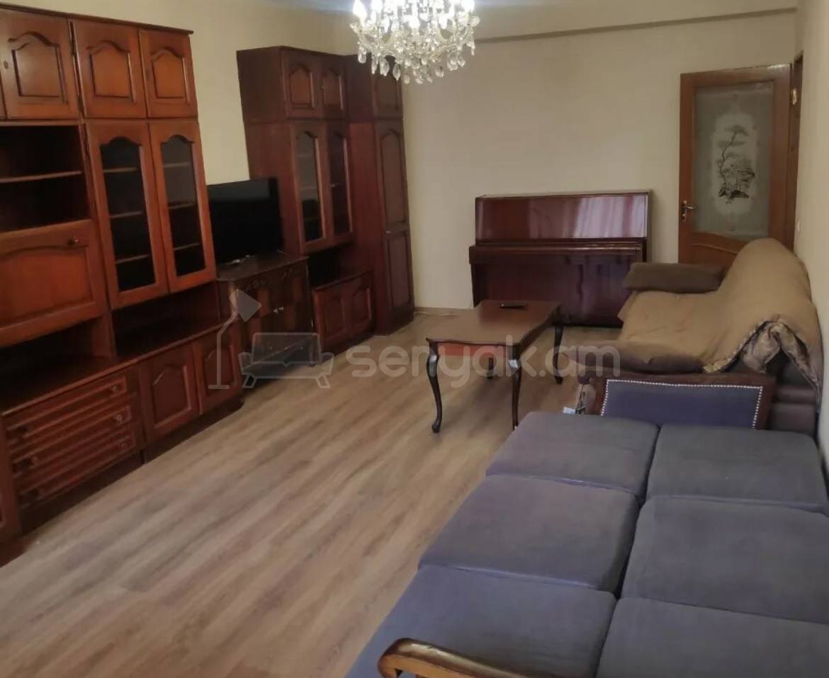 2 Սենյականոց Բնակարան Քարե Շենքում, 67քմ, 7/9 հարկ, Նորմալ Վիճակում, Կահավորված