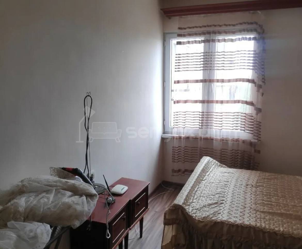 2 Սենյականոց Բնակարան Քարե Շենքում, 67քմ, 7/9 հարկ, Նորմալ Վիճակում, Կահավորված