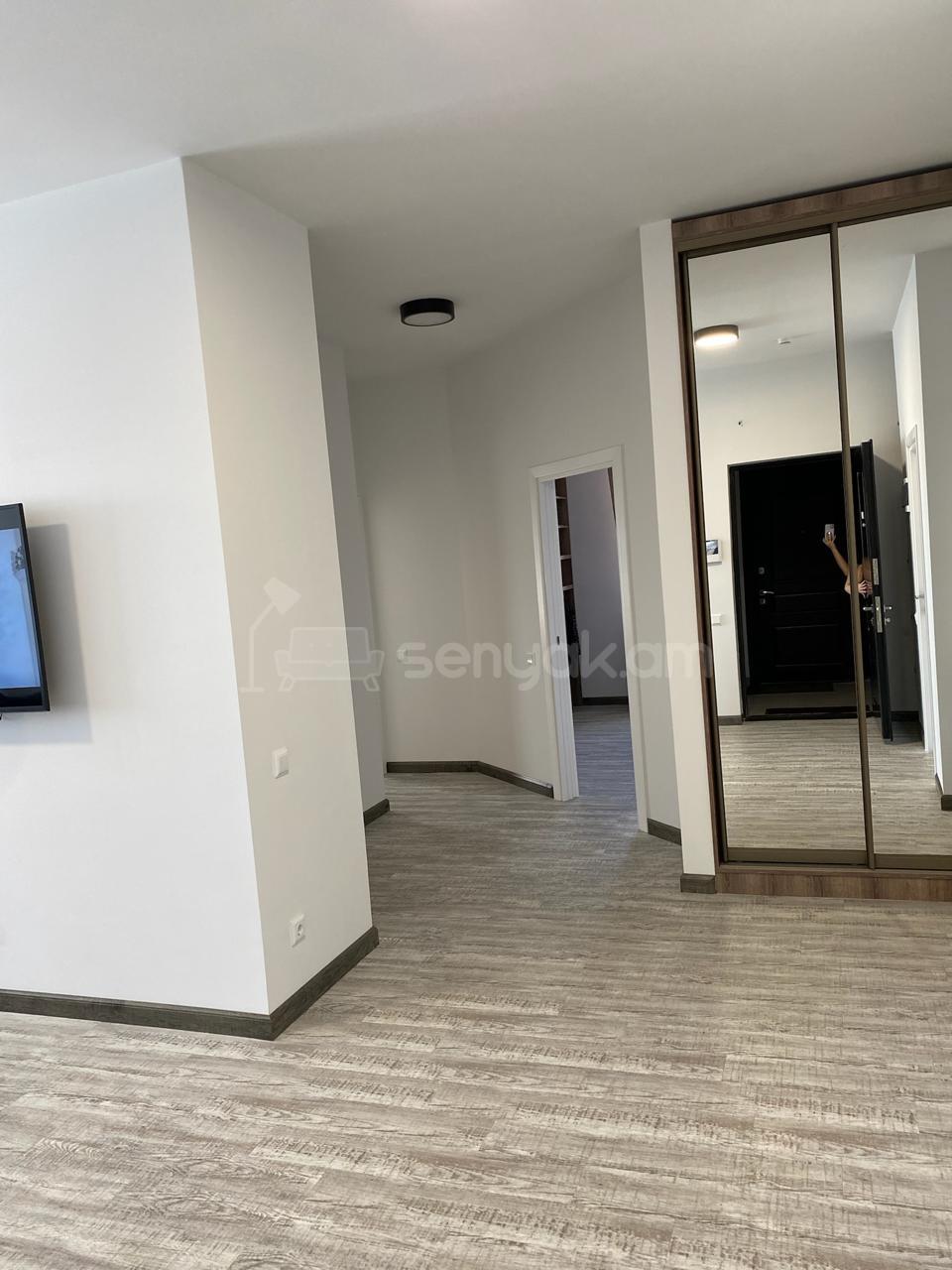 3 Սենյականոց Բնակարան Նորակառույցում, 80քմ, 11/15 հարկ, Կապիտալ Վերանորոգված