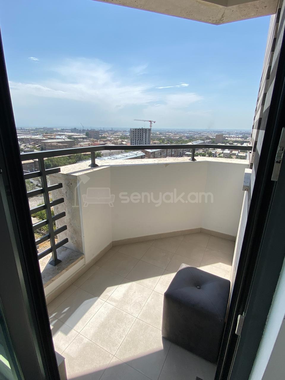 3 Սենյականոց Բնակարան Նորակառույցում, 80քմ, 11/15 հարկ, Կապիտալ Վերանորոգված