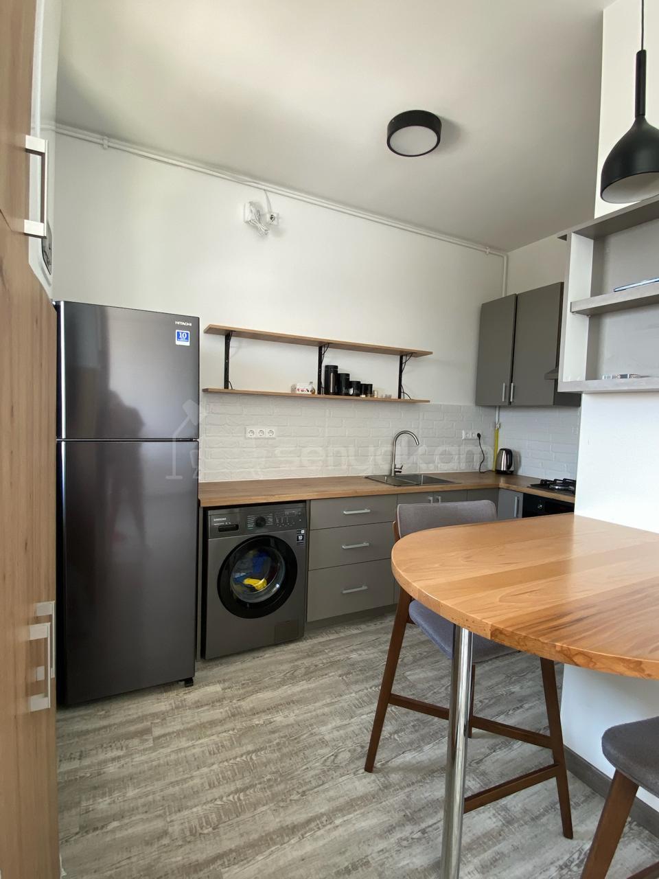 3 Սենյականոց Բնակարան Նորակառույցում, 80քմ, 11/15 հարկ, Կապիտալ Վերանորոգված