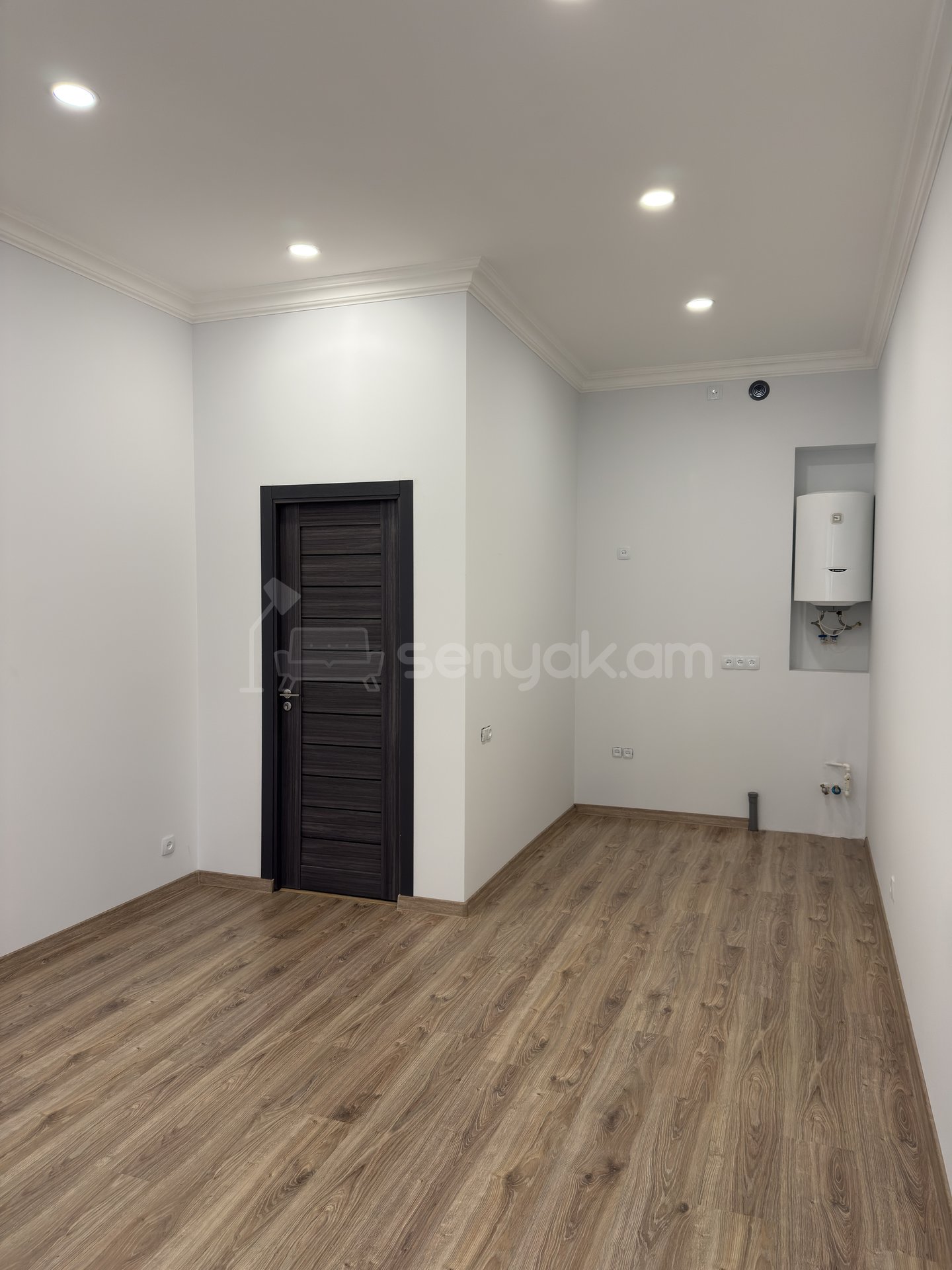 Օֆիսային Տարածք, 22քմ, Կապիտալ Վերանորոգված