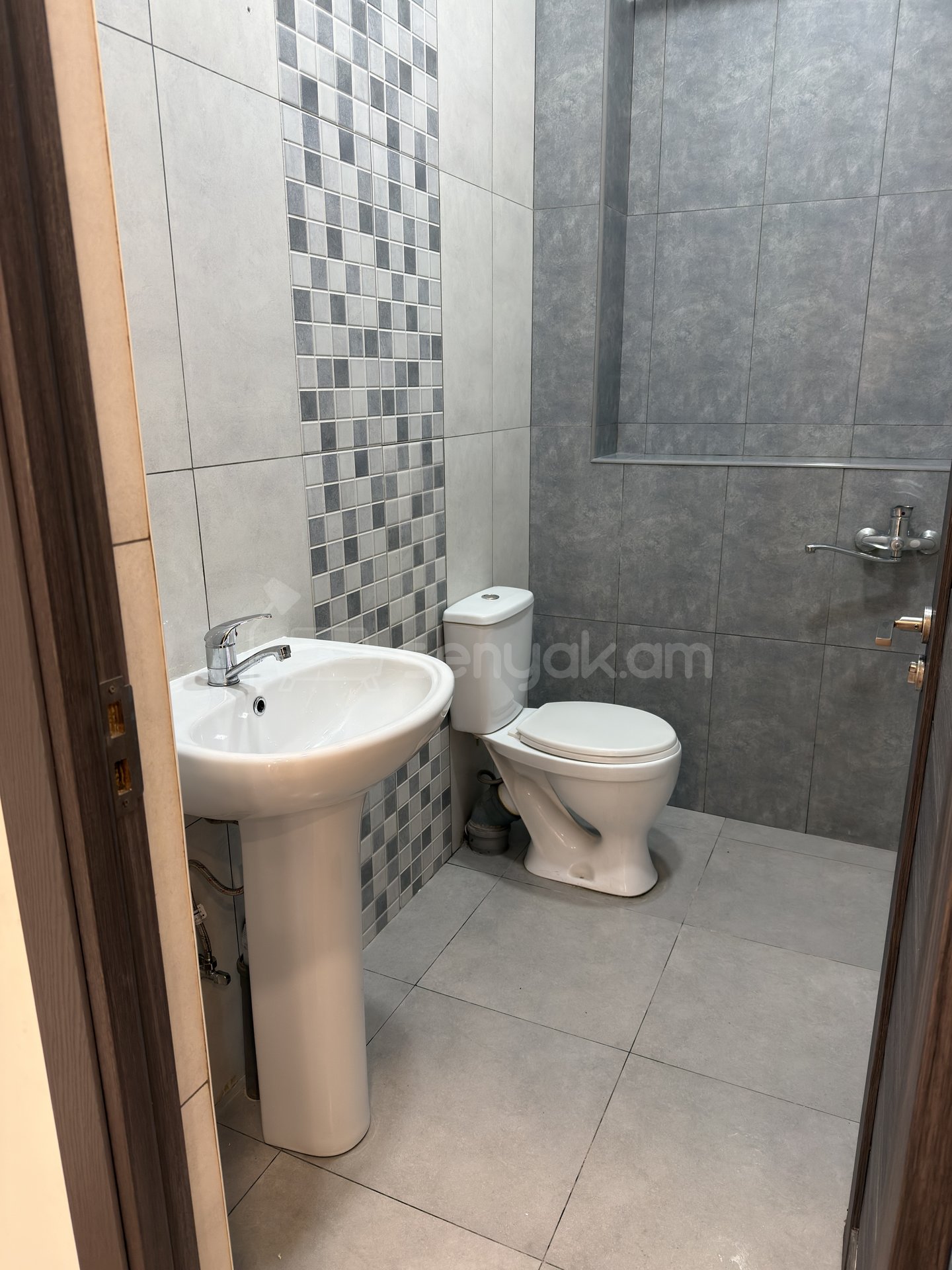 Օֆիսային Տարածք, 22քմ, Կապիտալ Վերանորոգված