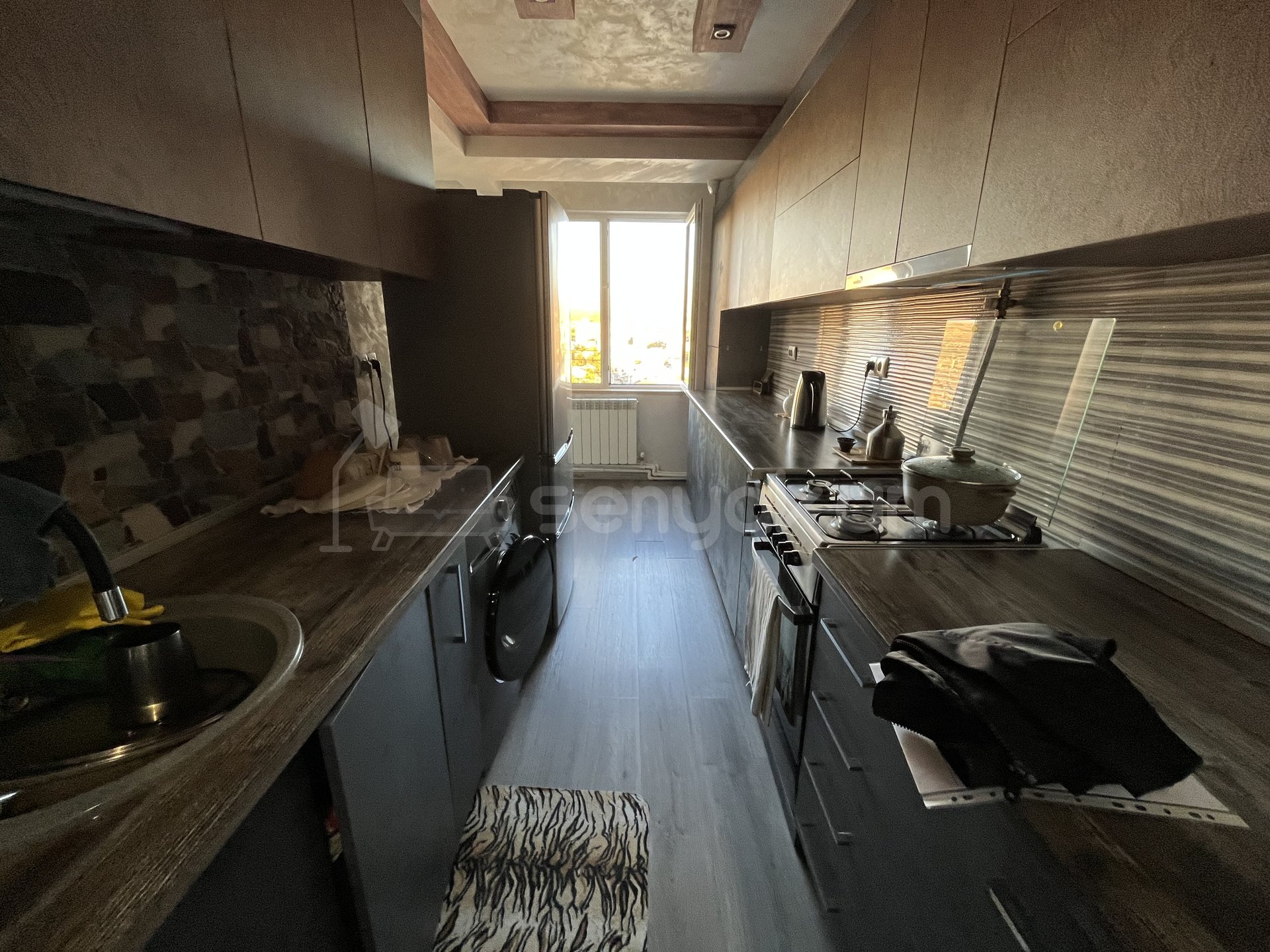 3 Սենյականոց Բնակարան, 81քմ, 12/14 հարկ, Կապիտալ Վերանորոգված