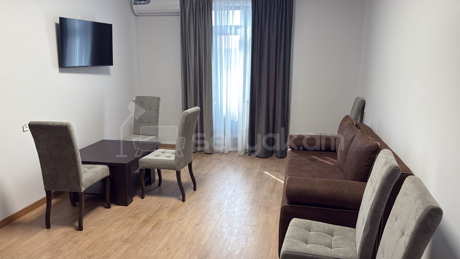 2 Սենյականոց Բնակարան Նորակառույցում, 40քմ, 1/2 հարկ, Նորմալ Վիճակում, Կահավորված, Արևկող