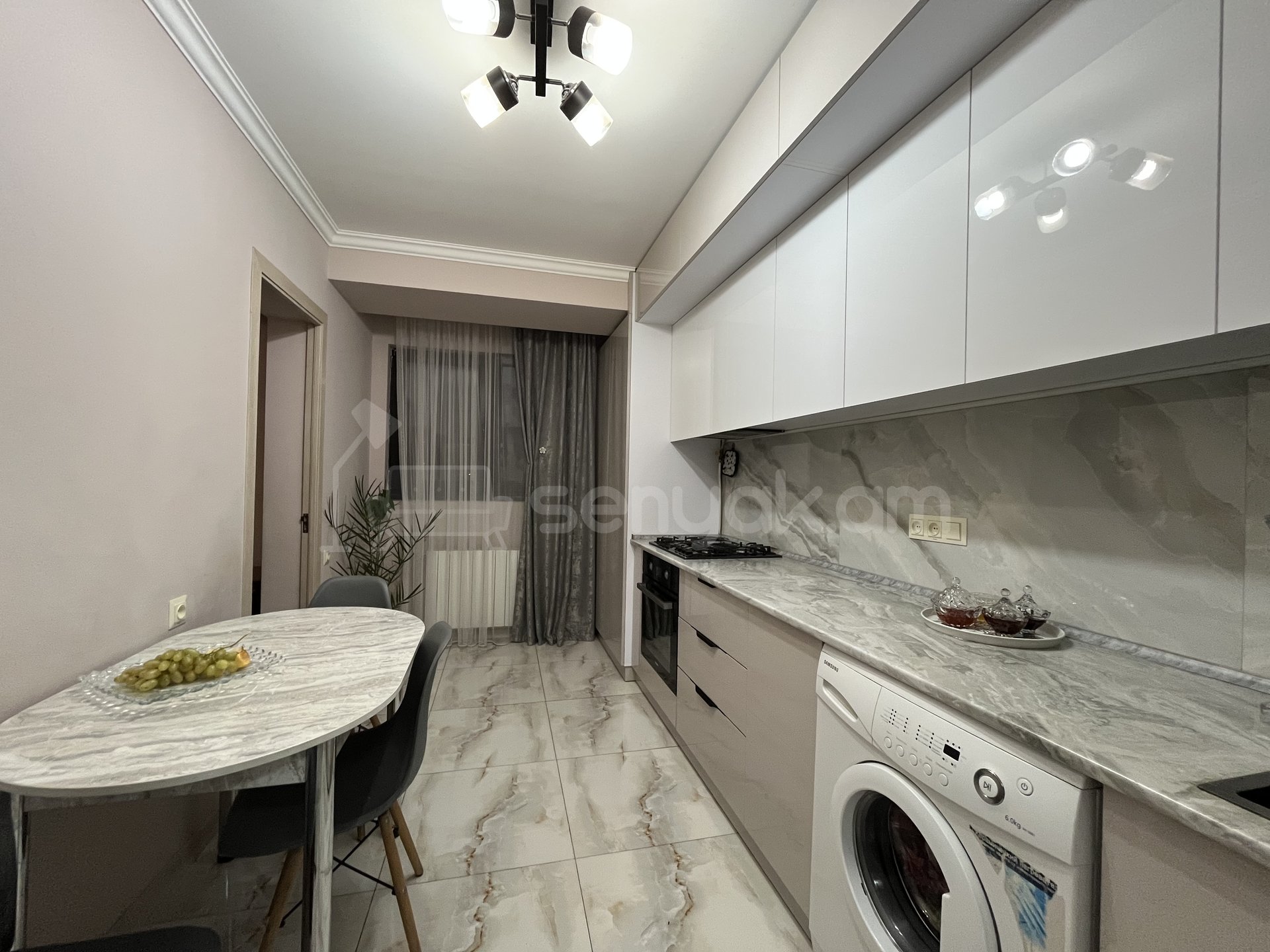 4 Սենյականոց Բնակարան, 81քմ, 11/14 հարկ, Կապիտալ Վերանորոգված