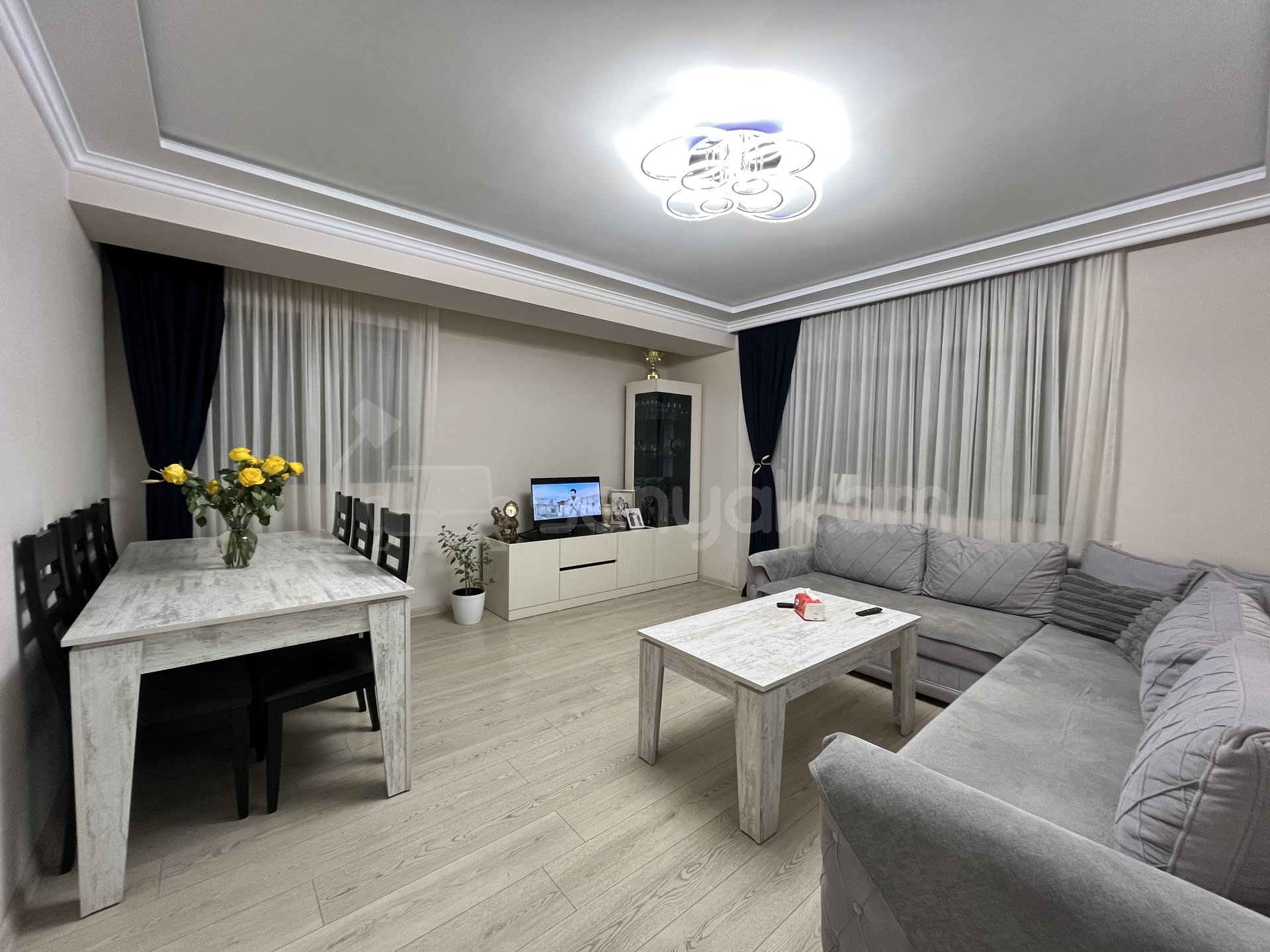 4 Սենյականոց Բնակարան, 81քմ, 11/14 հարկ, Կապիտալ Վերանորոգված