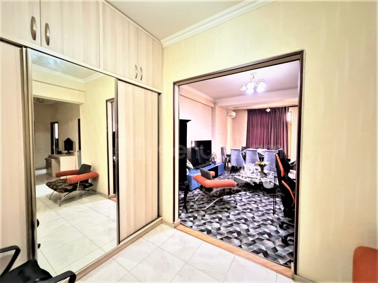 2 Սենյականոց Բնակարան Նորակառույցում, 82քմ, 8/10 հարկ, Կապիտալ Վերանորոգված