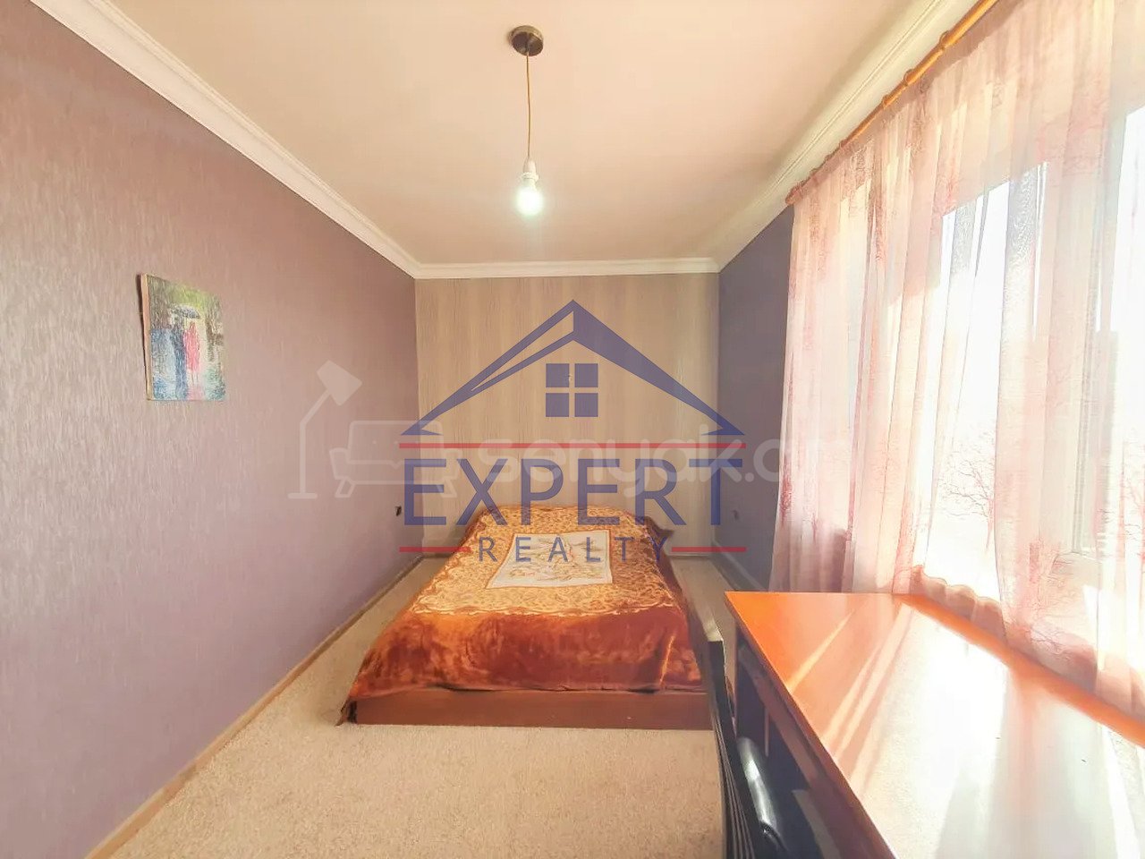 3 Սենյականոց Բնակարան Քարե Շենքում, 72քմ, 5/5 հարկ, Նորմալ Վիճակում