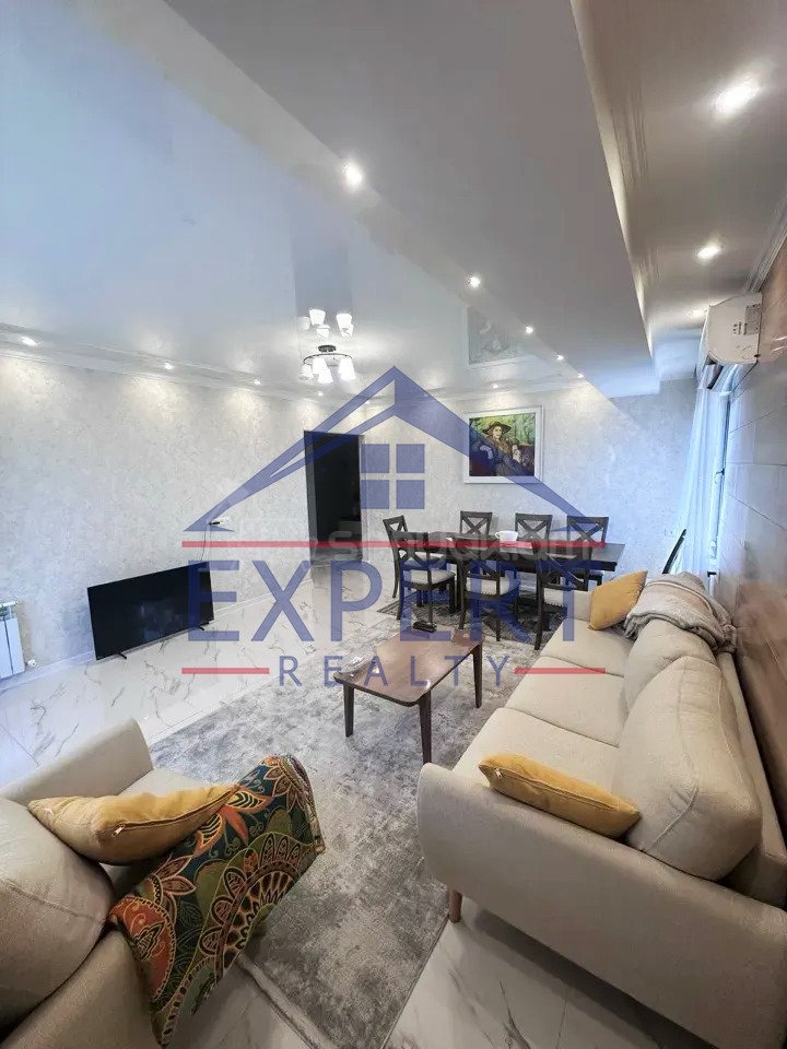 3 Սենյականոց Բնակարան Քարե Շենքում, 85քմ, 5/14 հարկ, Կապիտալ Վերանորոգված, Կահավորված, Արևկող