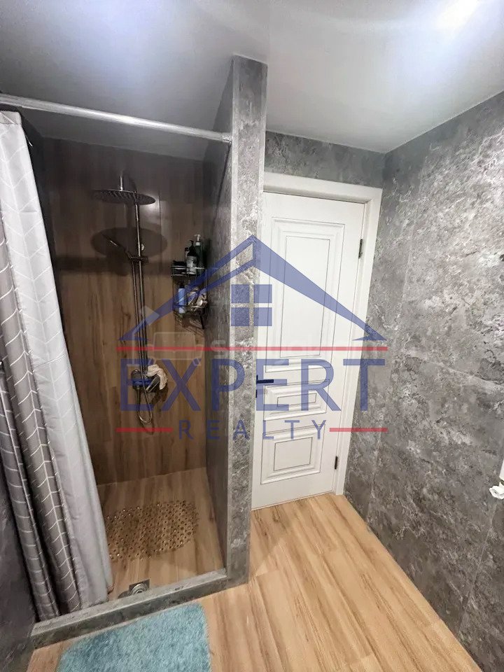 3 Սենյականոց Բնակարան Քարե Շենքում, 85քմ, 5/14 հարկ, Կապիտալ Վերանորոգված, Կահավորված, Արևկող