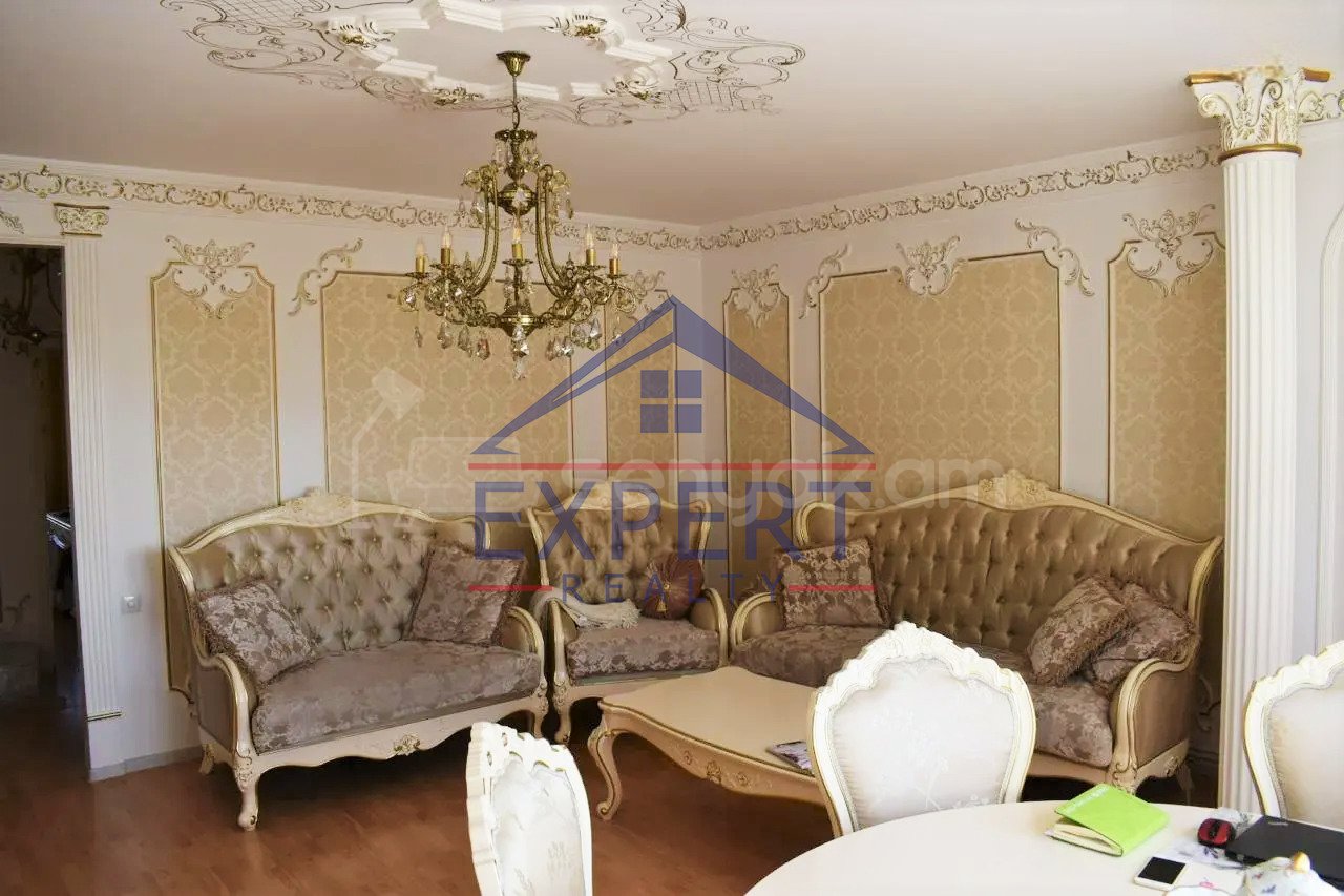 3 Սենյականոց Բնակարան, 74քմ, 6/9 հարկ, Նորմալ Վիճակում