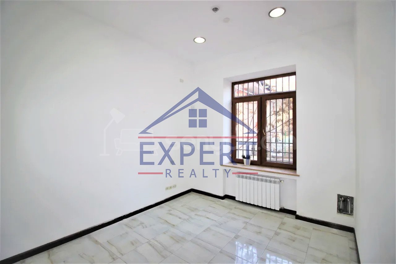 Օֆիսային Տարածք, 65քմ, Կապիտալ Վերանորոգված