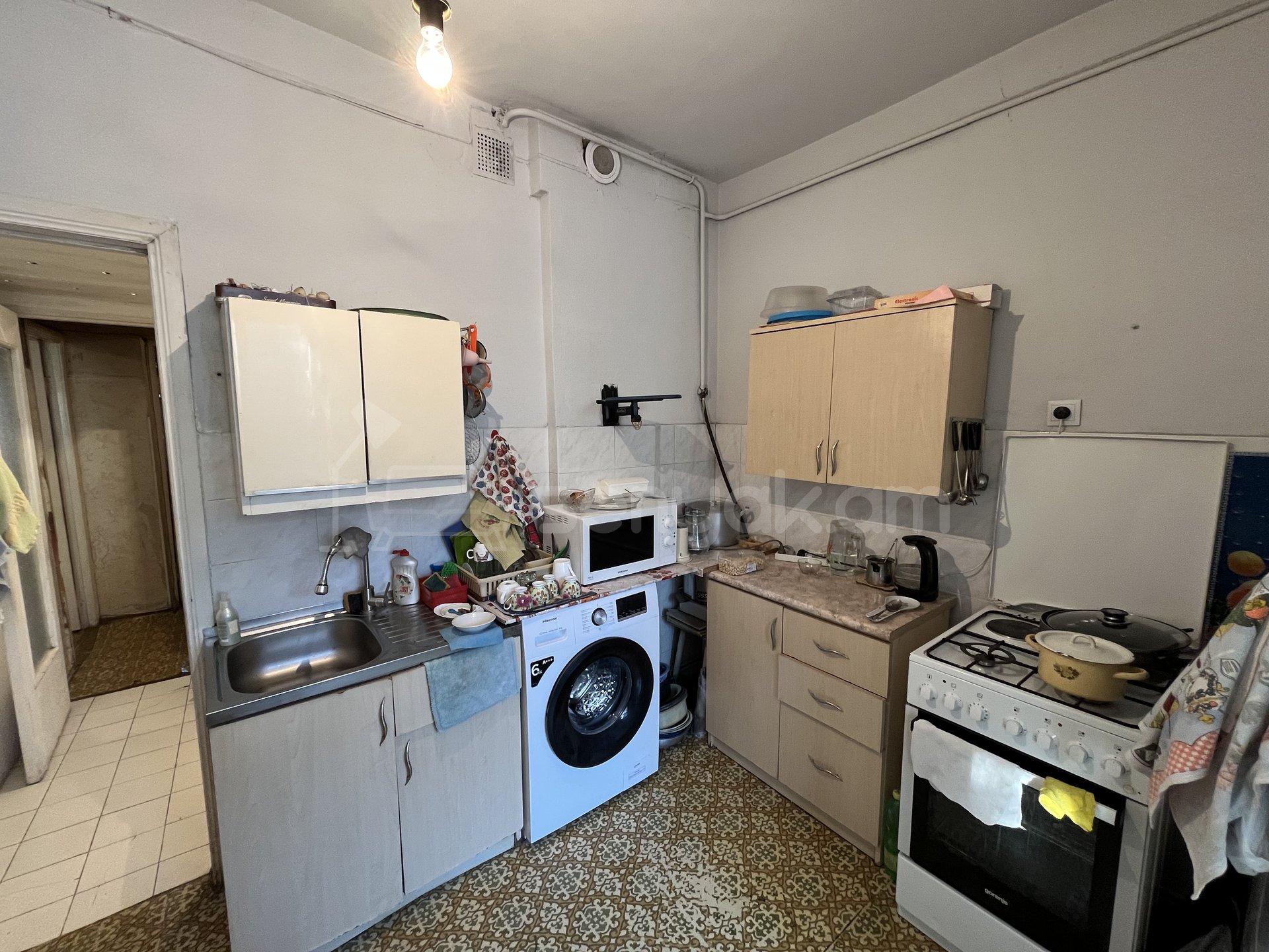 3 Սենյականոց Բնակարան Քարե Շենքում, 67քմ, 2/5 հարկ, Կոսմետիկ Վերանորոգված