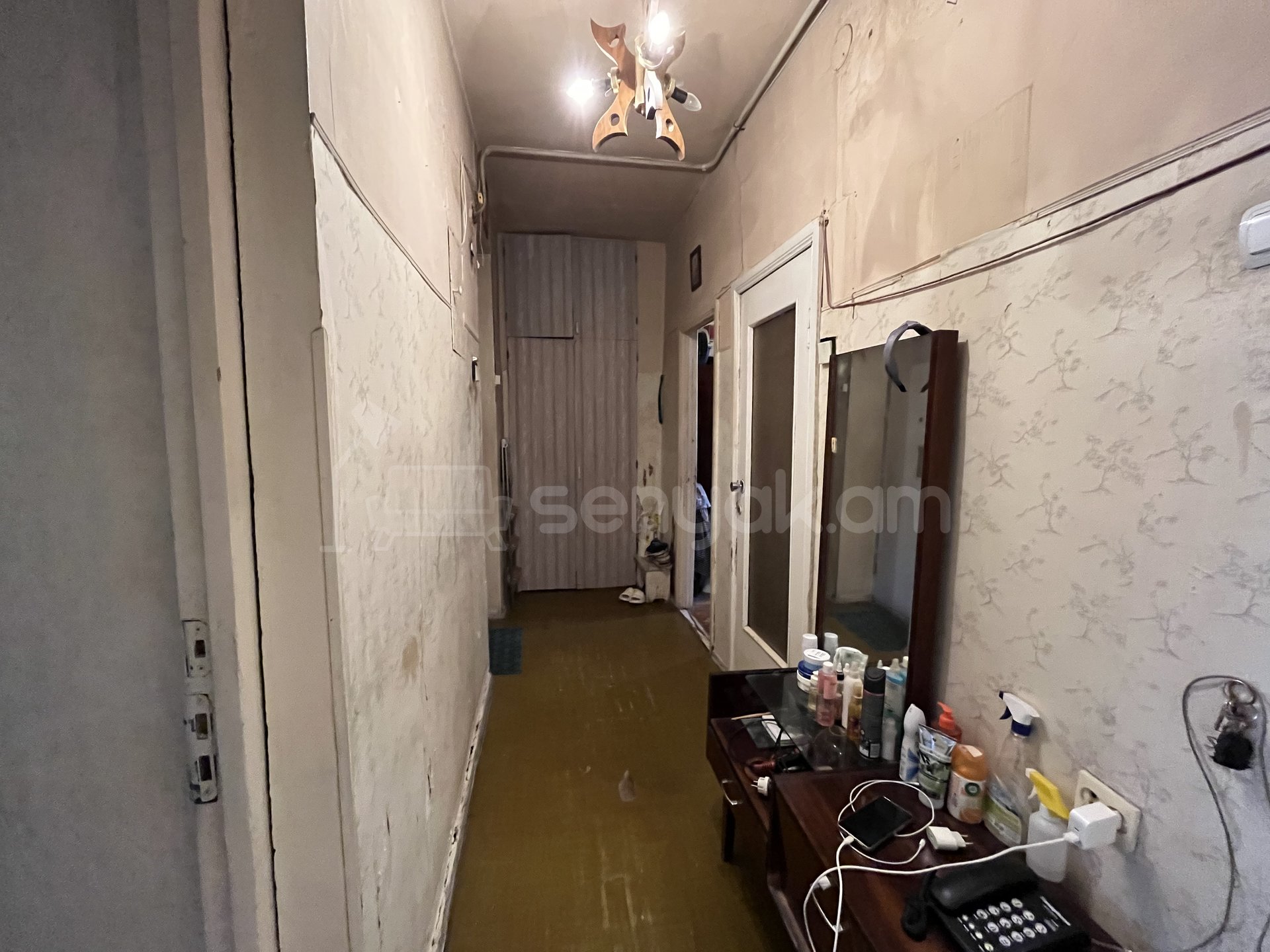 3 Սենյականոց Բնակարան Քարե Շենքում, 67քմ, 2/5 հարկ, Կոսմետիկ Վերանորոգված