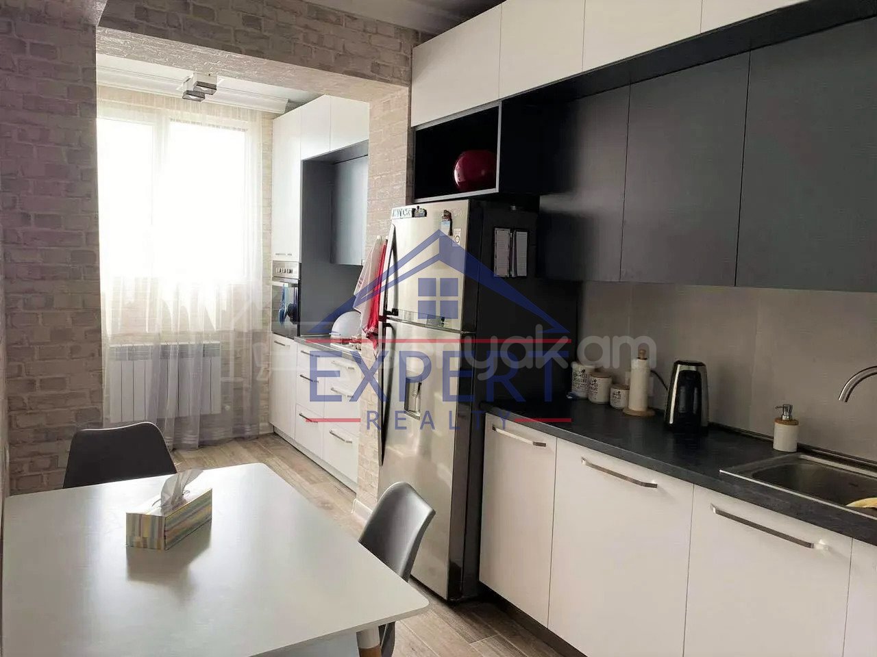 3 Սենյականոց Բնակարան, 70քմ, 7/12 հարկ, Կապիտալ Վերանորոգված