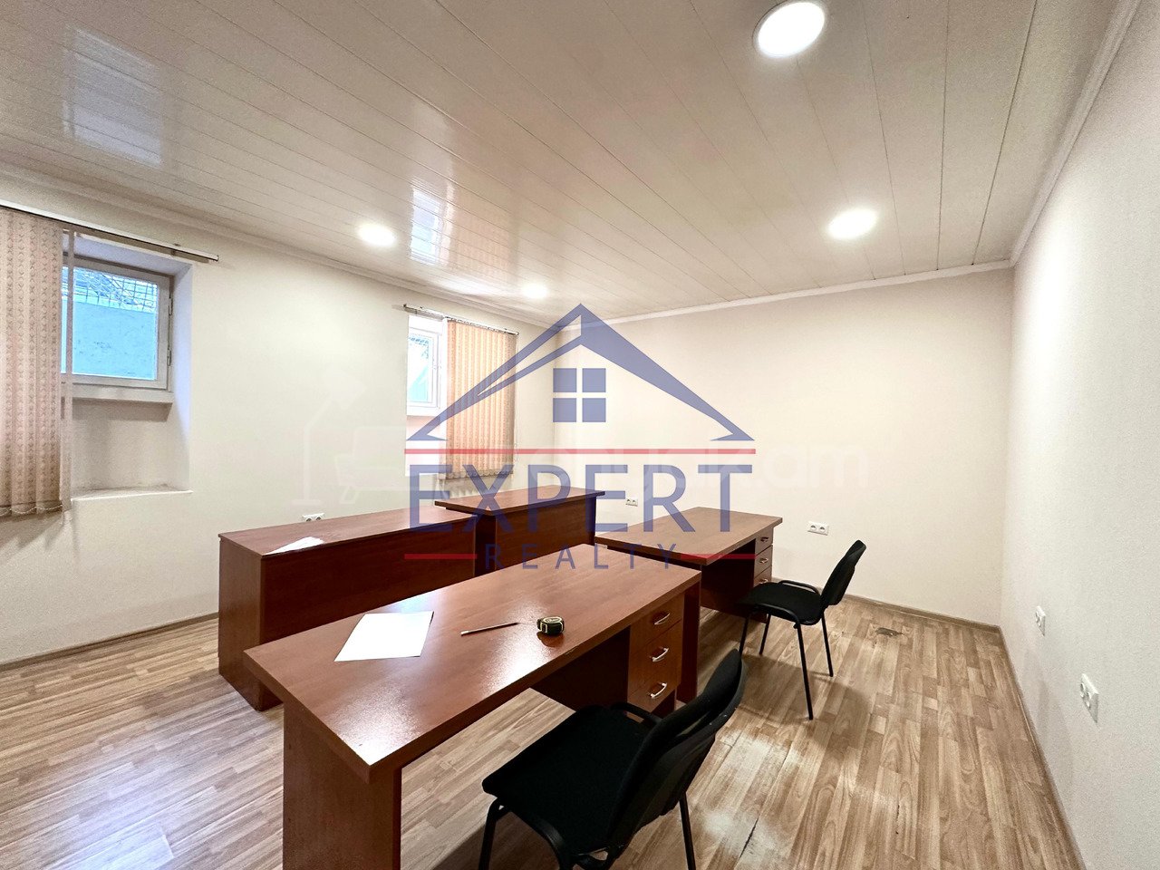 Օֆիսային Տարածք, 90քմ, Կապիտալ Վերանորոգված