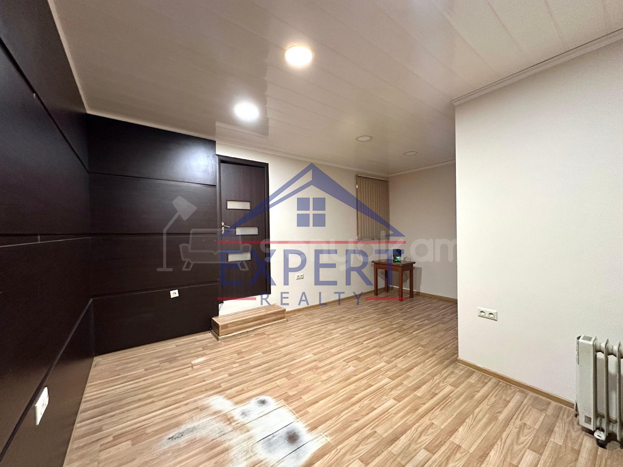 Օֆիսային Տարածք, 90քմ, Կապիտալ Վերանորոգված