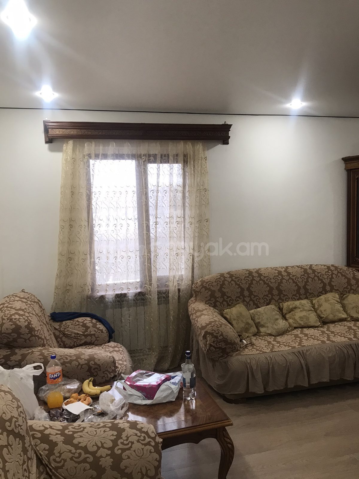 2 Սենյականոց Բնակարան, 54քմ, 3/9 հարկ, Կապիտալ Վերանորոգված, Մասամբ Կահավորված, Արևկող