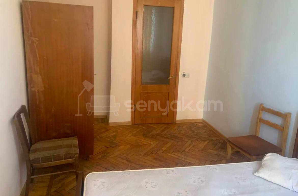 2 Սենյականոց Բնակարան, 54քմ, 8/13 հարկ, Պետական Վիճակում, Կահավորված