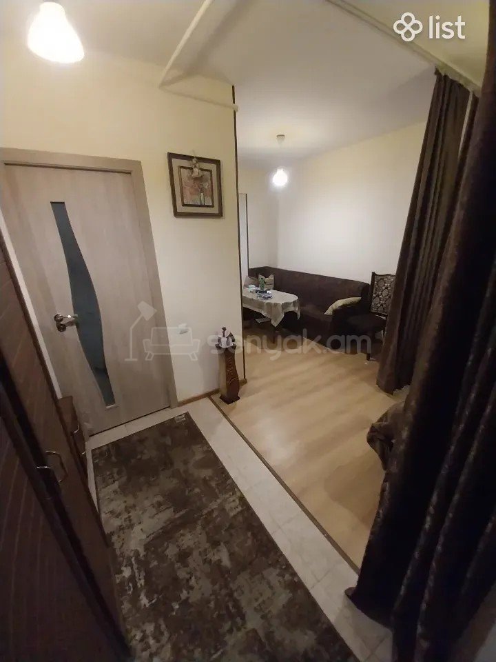 2 Սենյականոց Բնակարան, 40քմ, 3/13 հարկ, Կոսմետիկ Վերանորոգված, Կահավորված, Արևկող