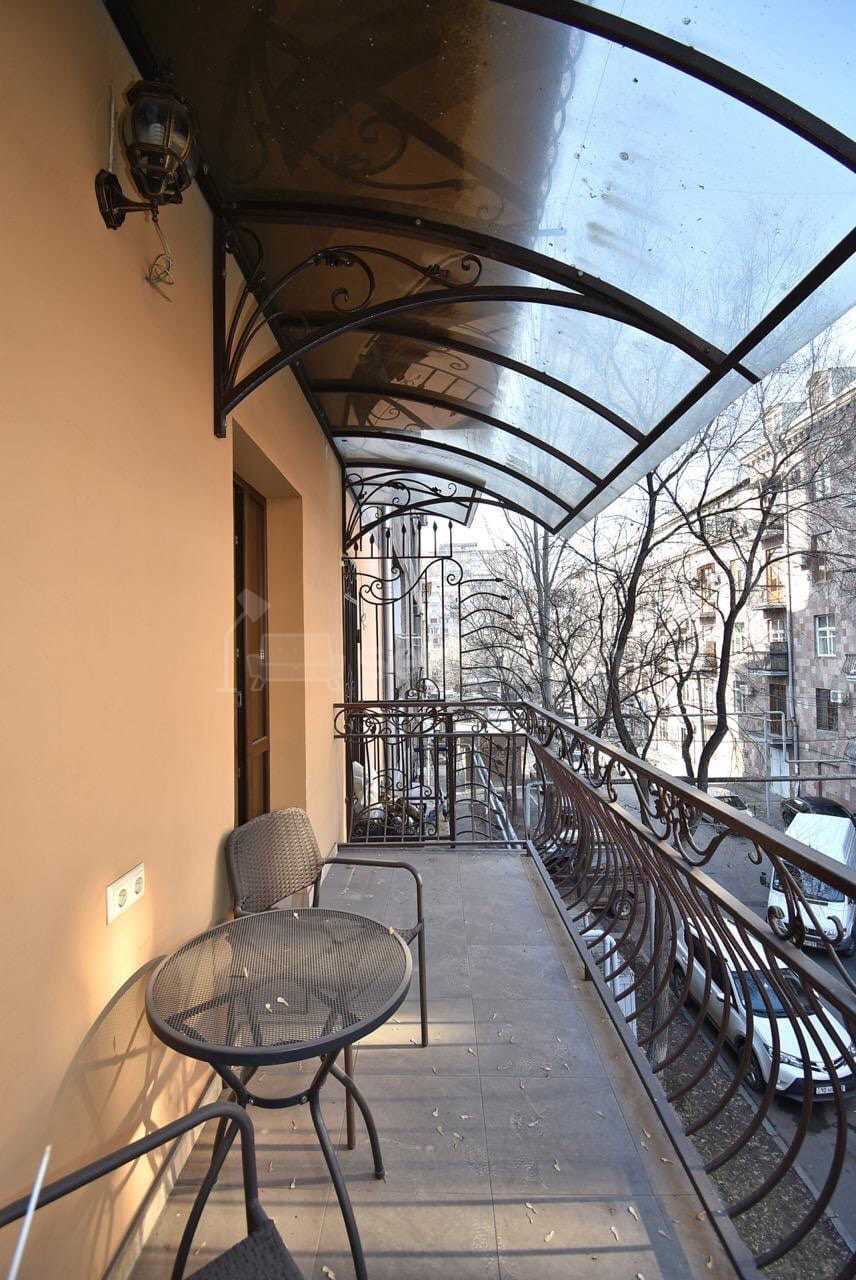 2 Սենյականոց Բնակարան, 50քմ, 2/5 հարկ, Դիզայներական Վերանորոգված