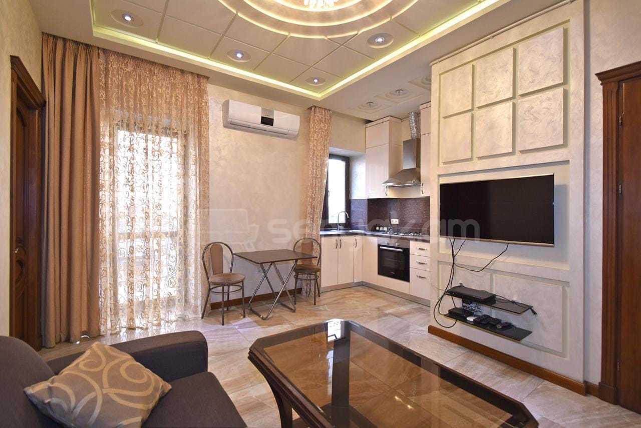 2 Սենյականոց Բնակարան, 50քմ, 2/5 հարկ, Դիզայներական Վերանորոգված