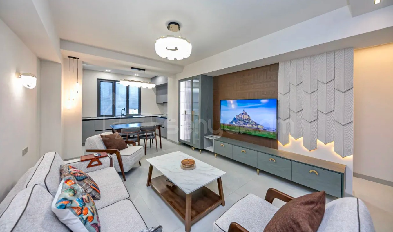 3 Սենյականոց Բնակարան, 99քմ, 9/9 հարկ, Դիզայներական Վերանորոգված, Կահավորված, Արևկող