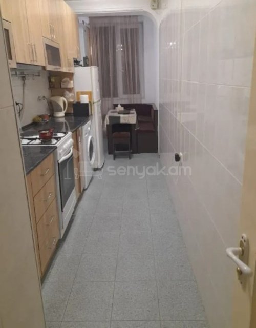 2 Սենյականոց Բնակարան Քարե Շենքում, 76քմ, 3/5 հարկ, Կոսմետիկ Վերանորոգված, Կահավորված, Արևկող