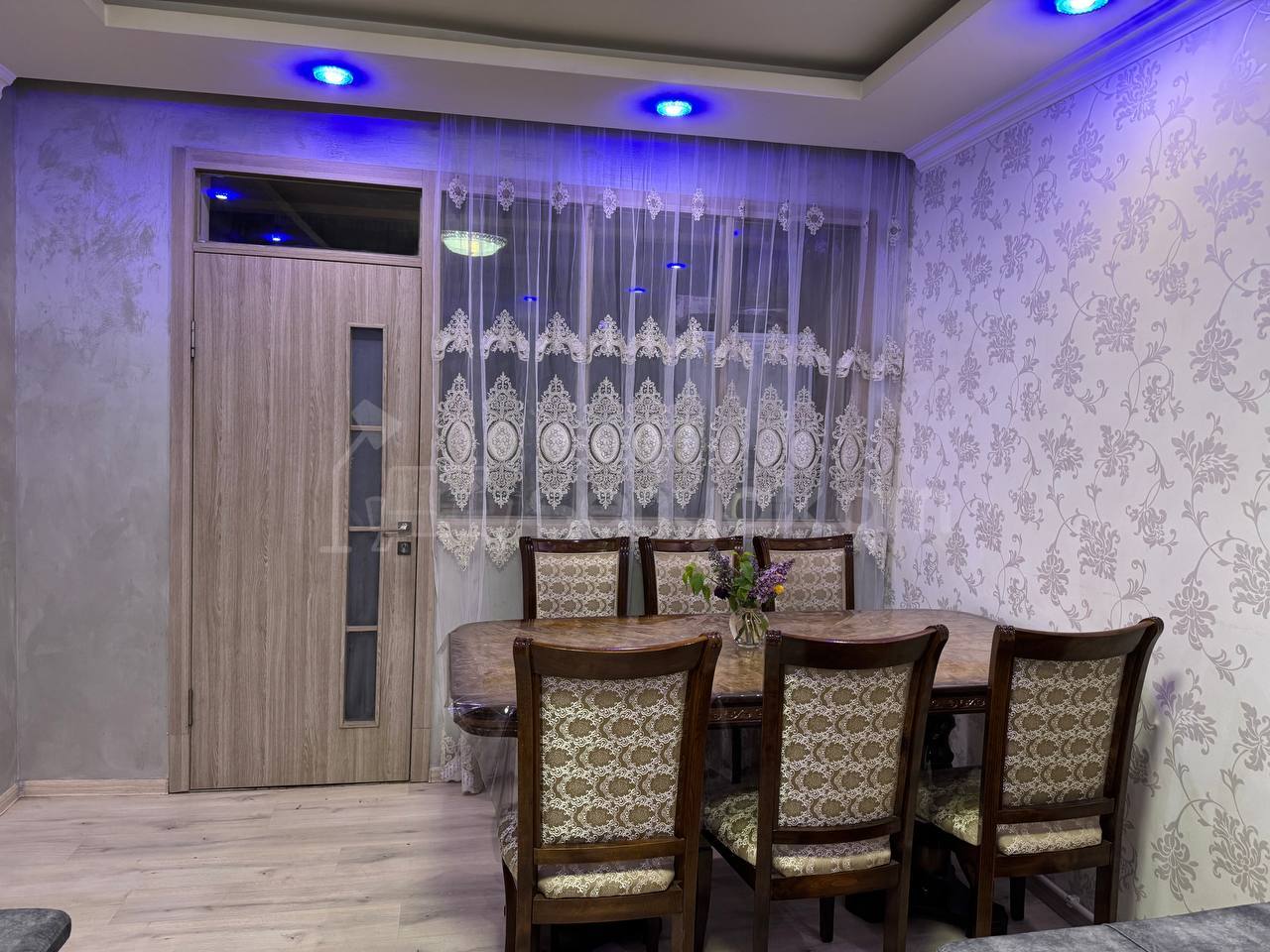 3 Սենյականոց Բնակարան, 76քմ, 1/5 հարկ, Կապիտալ Վերանորոգված