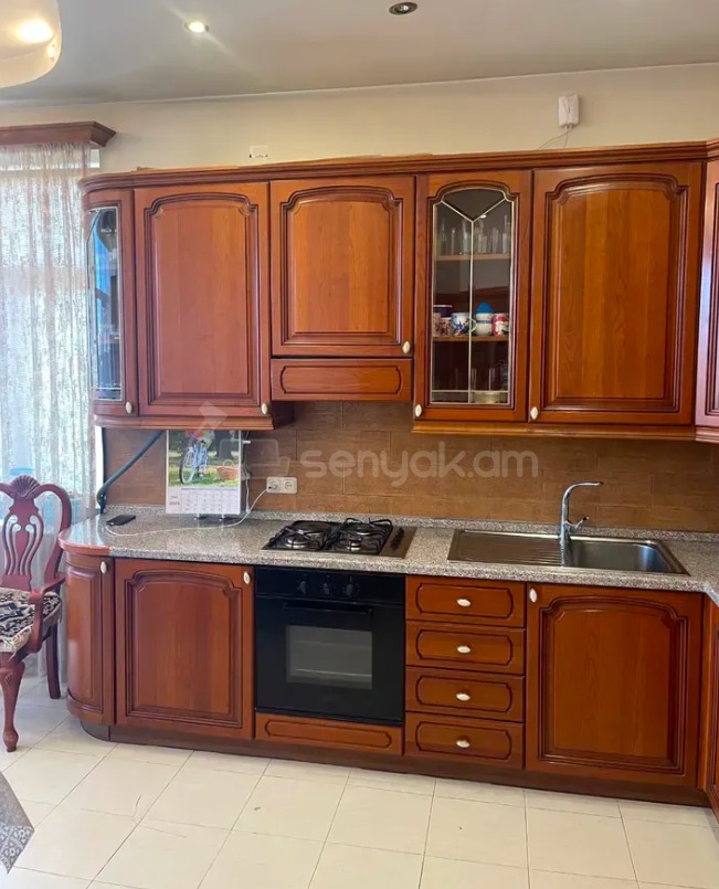 3 Սենյականոց Բնակարան Նորակառույցում, 122քմ, 5/7 հարկ, Կապիտալ Վերանորոգված