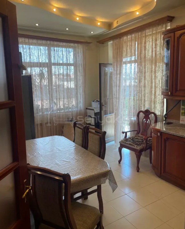 3 Սենյականոց Բնակարան Նորակառույցում, 122քմ, 5/7 հարկ, Կապիտալ Վերանորոգված